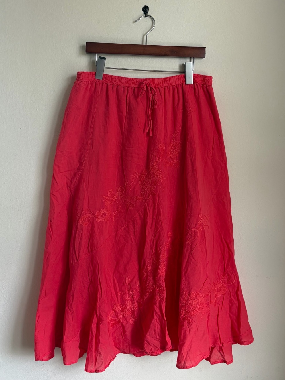 Vintage Metrowear Coral Midi Skirt